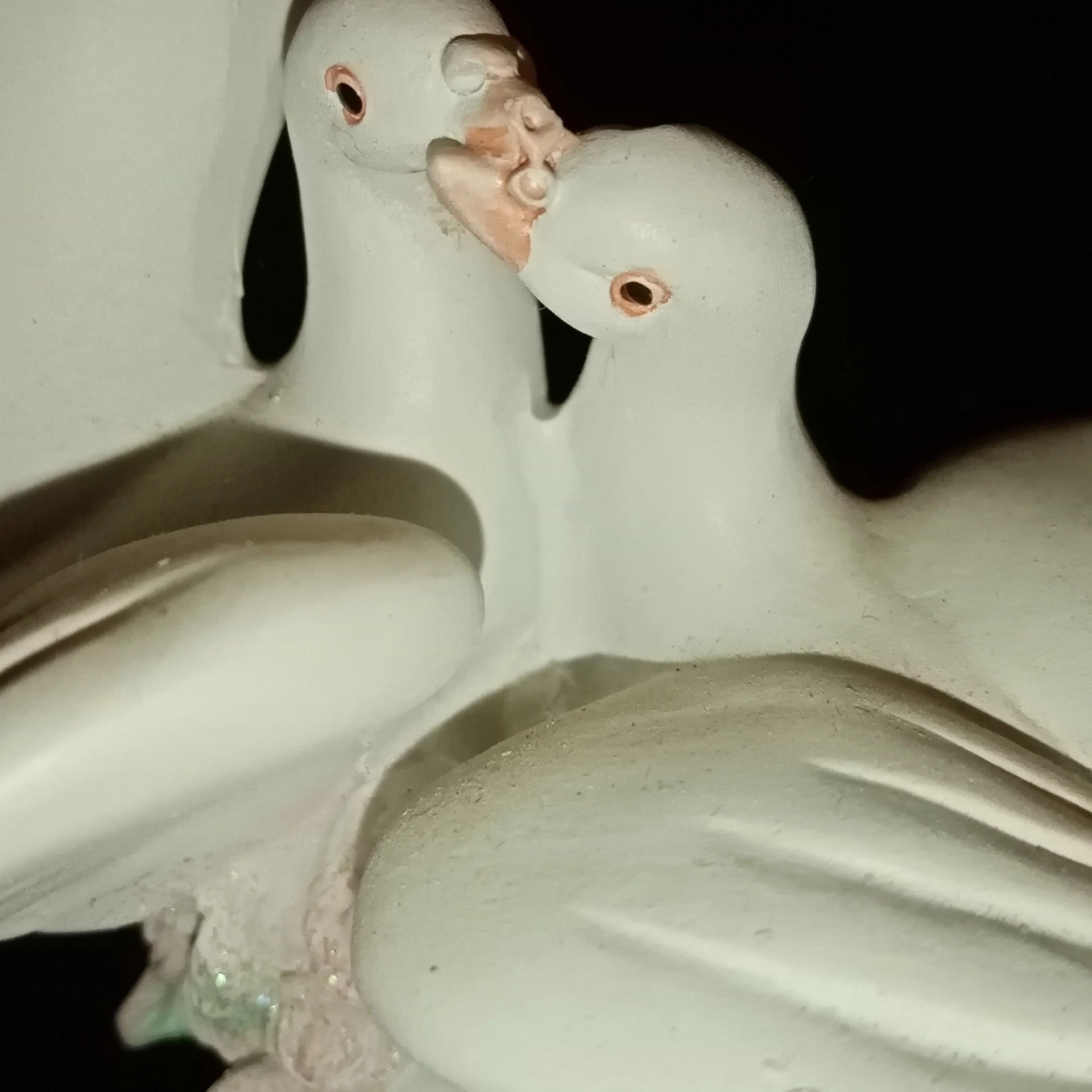 Любовь владеет нами!