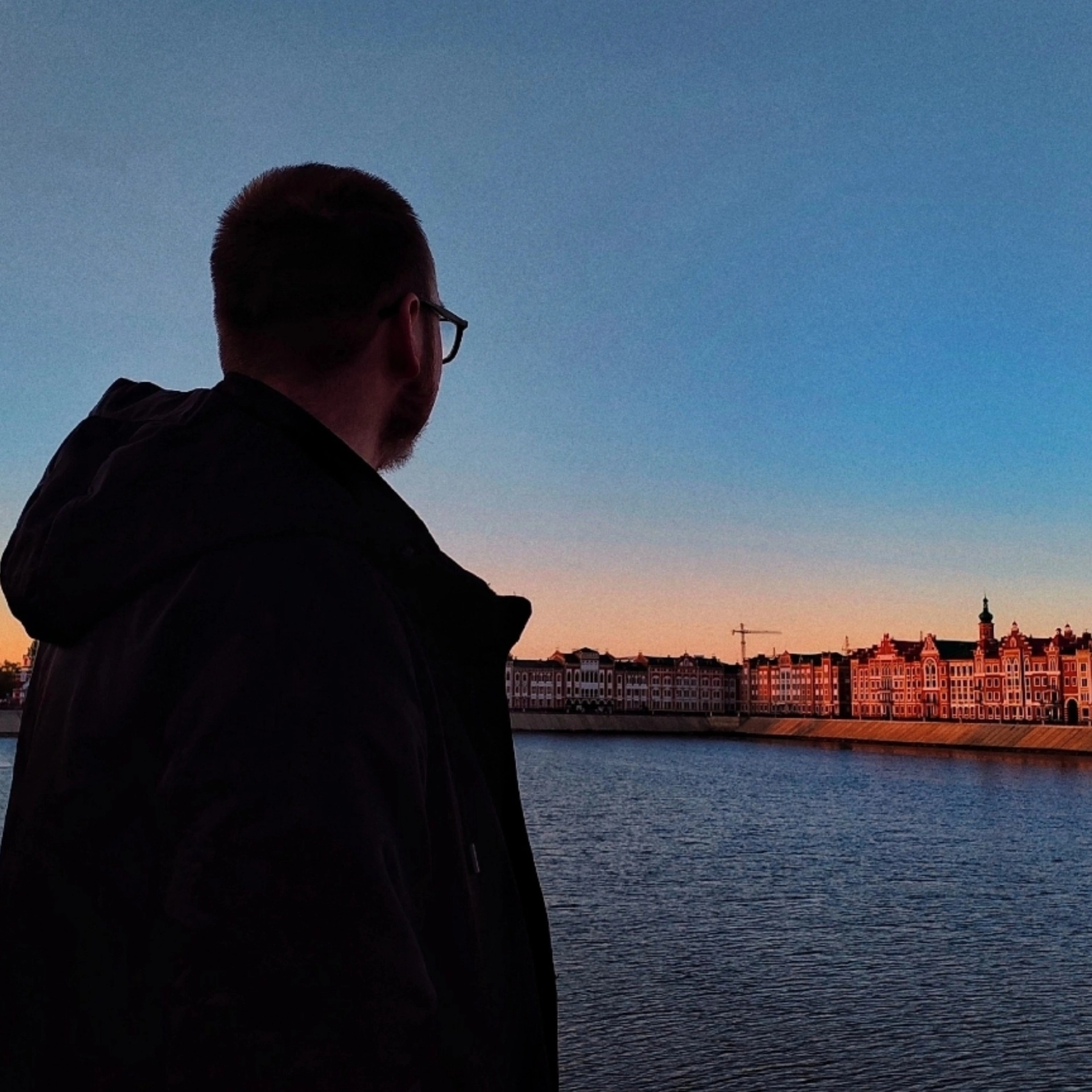 track cover